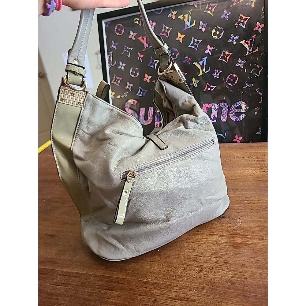 Gussaci Shoulder Handbag Gray Faux Leather - Picture 7 of 16